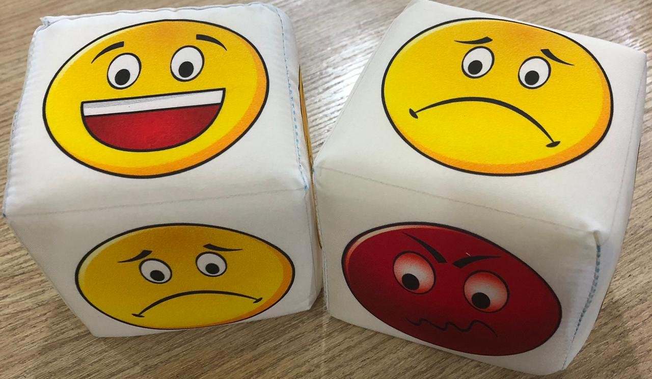 مكعب المشاعر